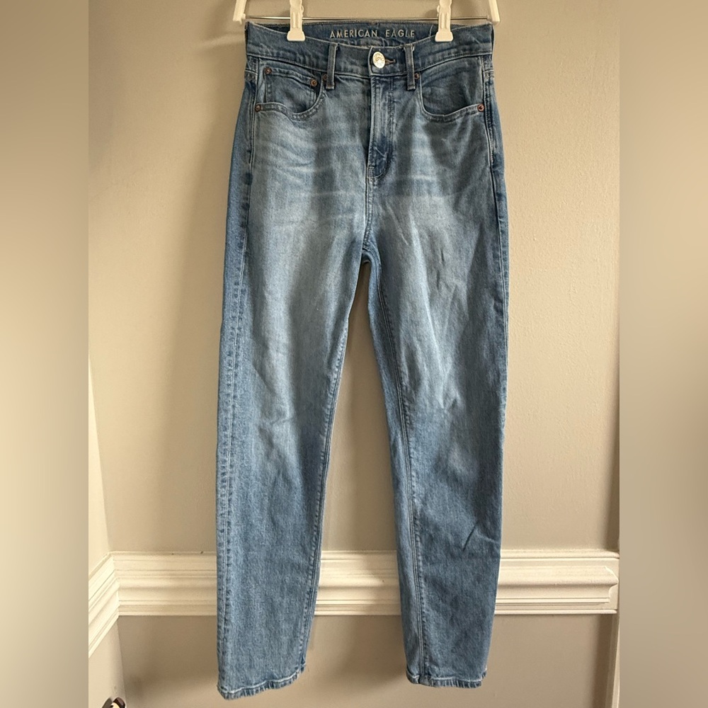 American Eagle 90’s Boyfriend Jean, euc, 00